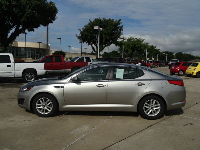 2011 Kia Optima 4dr Sdn I4 Auto Sedan