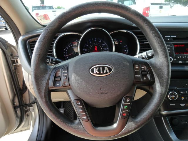 2011 Kia Optima 4dr Sdn I4 Auto Sedan