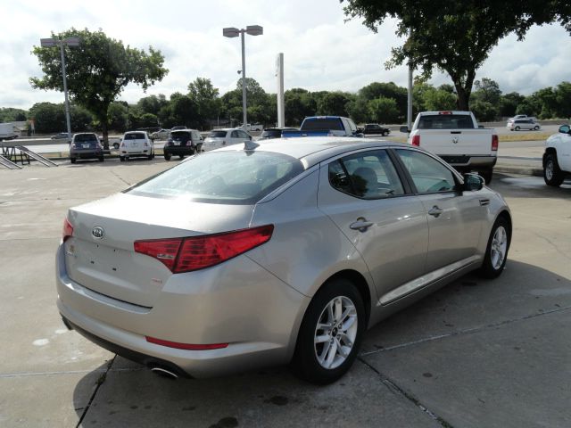 2011 Kia Optima 4dr Sdn I4 Auto Sedan