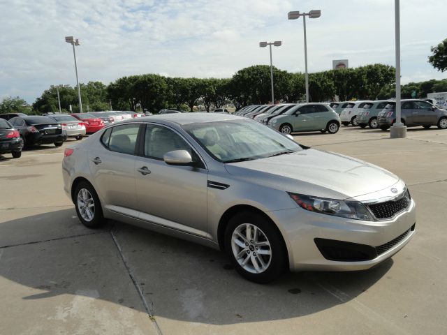 2011 Kia Optima 4dr Sdn I4 Auto Sedan