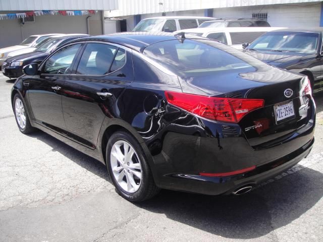 2012 Kia Optima Open-top