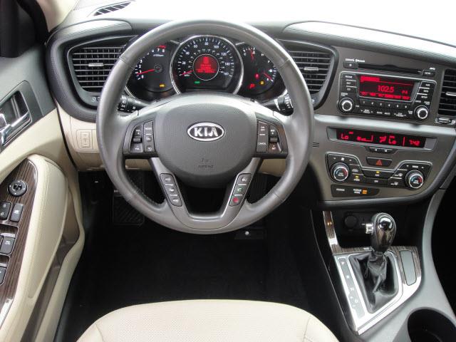 2012 Kia Optima Open-top