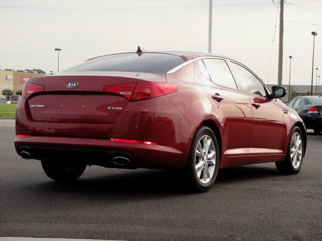 2012 Kia Optima Open-top