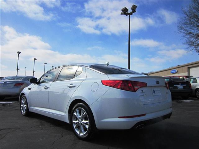 2012 Kia Optima Open-top