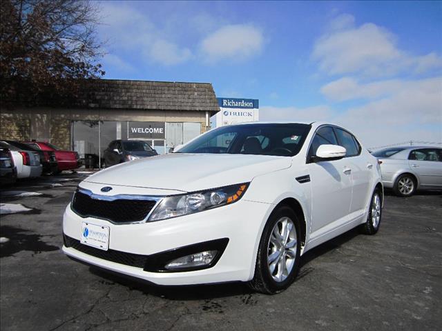 2012 Kia Optima Open-top