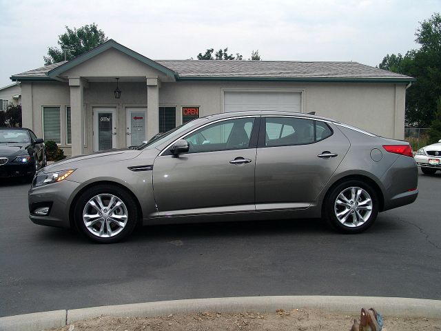 2012 Kia Optima V6 5-speed AT