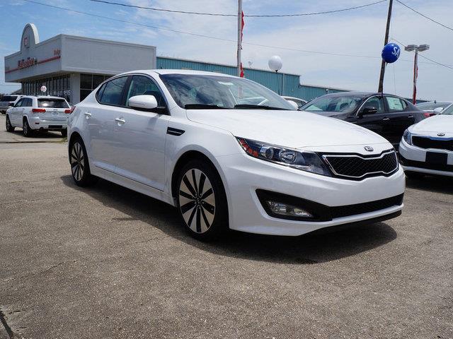 2013 Kia Optima AWD, REAR DVD, Navigation, 3RD ROW, Mem/heat Seats