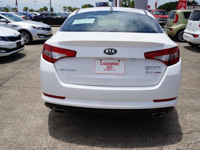 2013 Kia Optima AWD, REAR DVD, Navigation, 3RD ROW, Mem/heat Seats