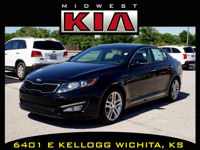 2013 Kia Optima AWD, REAR DVD, Navigation, 3RD ROW, Mem/heat Seats