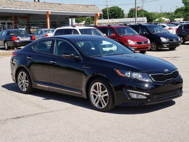 2013 Kia Optima AWD, REAR DVD, Navigation, 3RD ROW, Mem/heat Seats