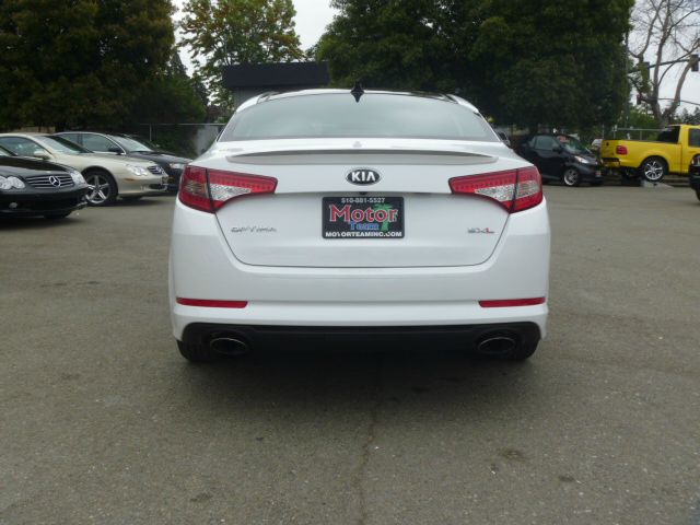 2013 Kia Optima AWD, REAR DVD, Navigation, 3RD ROW, Mem/heat Seats