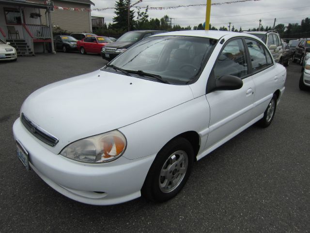 2001 Kia Rio Base