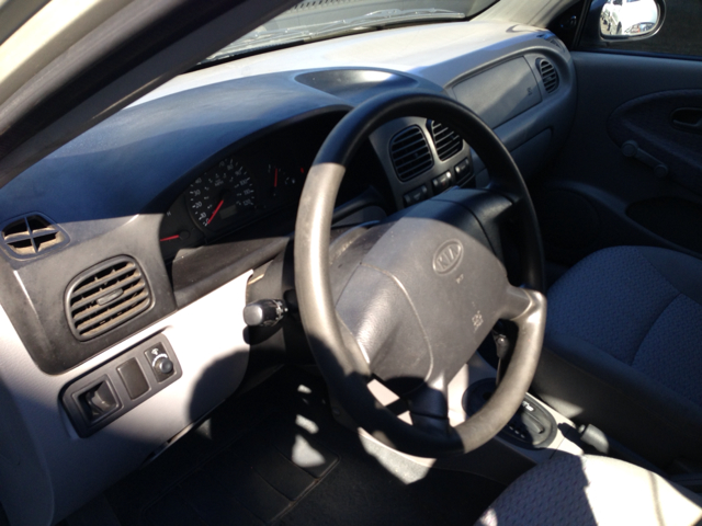 2001 Kia Rio Unknown