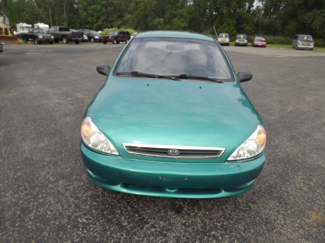 2002 Kia Rio FWD CXS