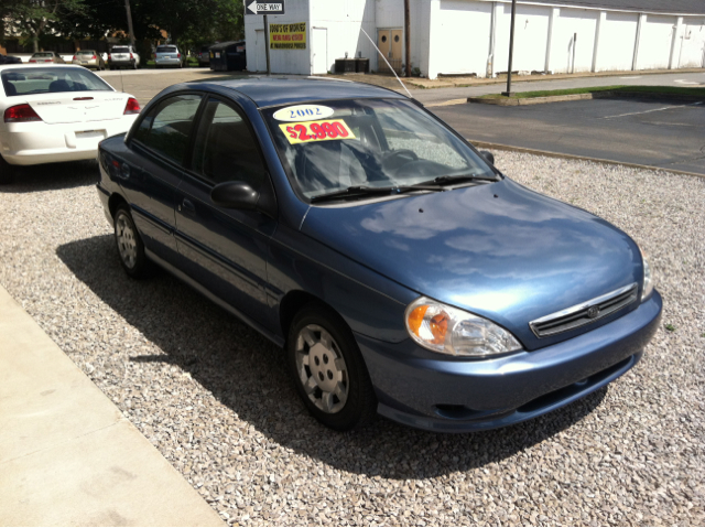 2002 Kia Rio 3.5tl W/tech Pkg