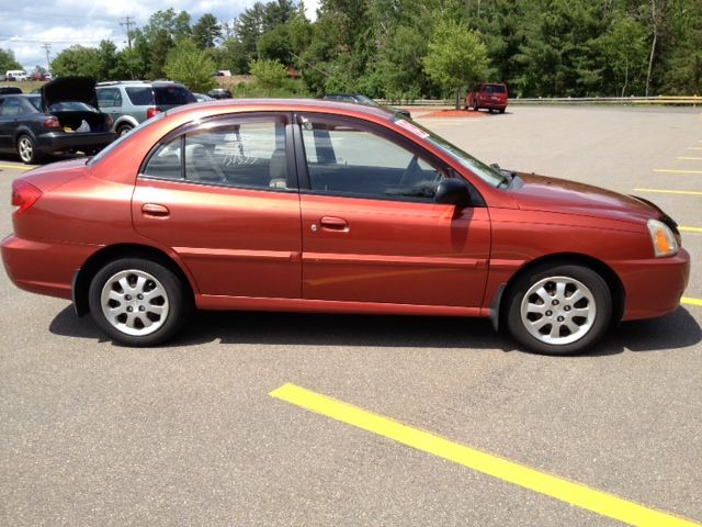 2003 Kia Rio 3.5tl W/tech Pkg