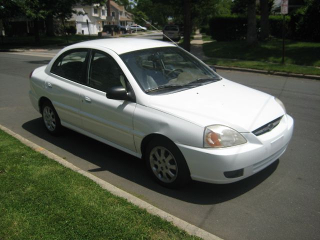 2003 Kia Rio 3.5tl W/tech Pkg