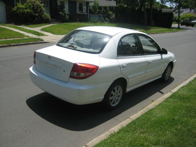 2003 Kia Rio 3.5tl W/tech Pkg