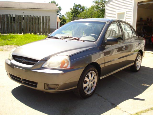 2003 Kia Rio 3.5tl W/tech Pkg