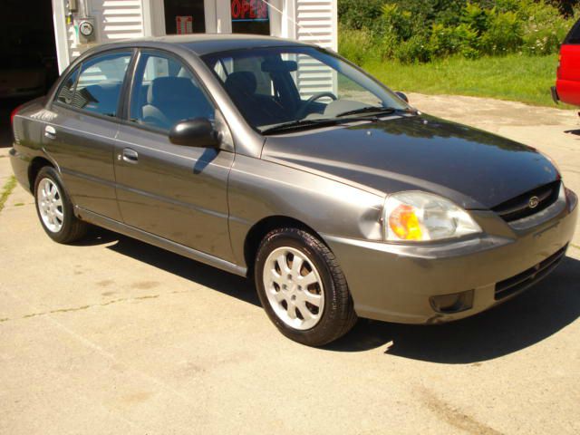 2003 Kia Rio 3.5tl W/tech Pkg