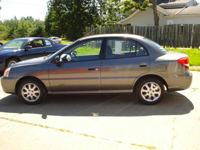 2003 Kia Rio 3.5tl W/tech Pkg