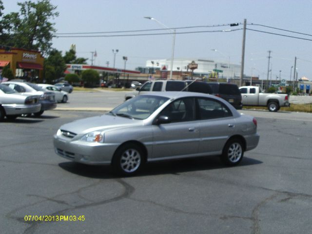 2004 Kia Rio 3.5tl W/tech Pkg