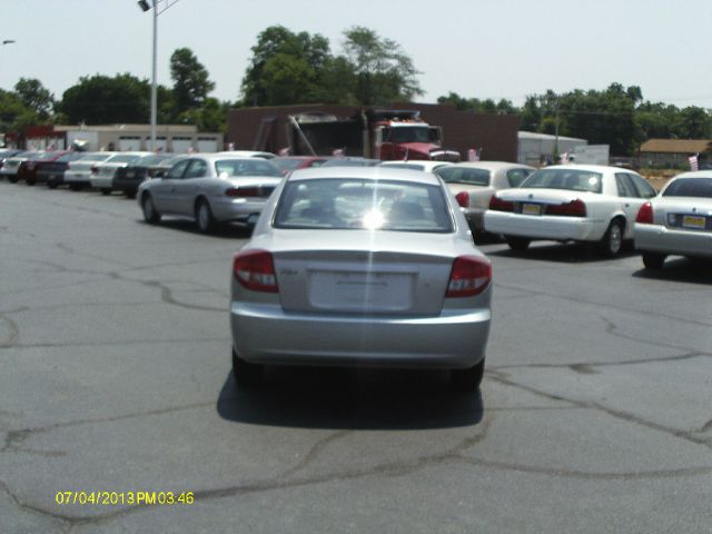 2004 Kia Rio 3.5tl W/tech Pkg