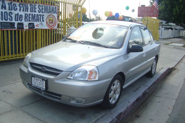 2004 Kia Rio 3.5tl W/tech Pkg