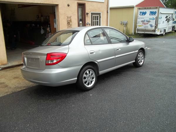 2005 Kia Rio 3.5tl W/tech Pkg