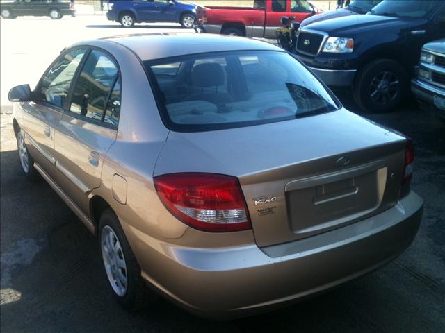 2005 Kia Rio Unknown