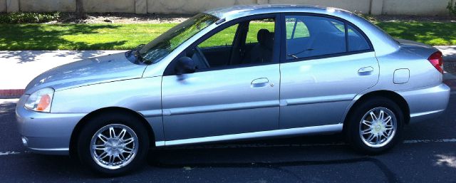 2005 Kia Rio 3.5tl W/tech Pkg