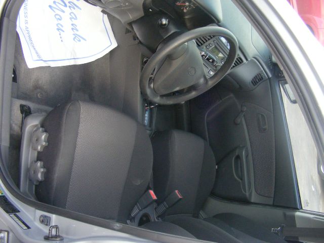 2006 Kia Rio Elk Conversion Van