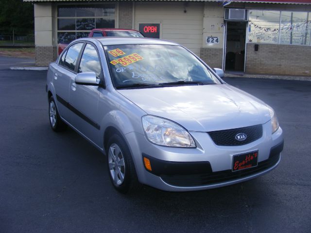 2006 Kia Rio Elk Conversion Van