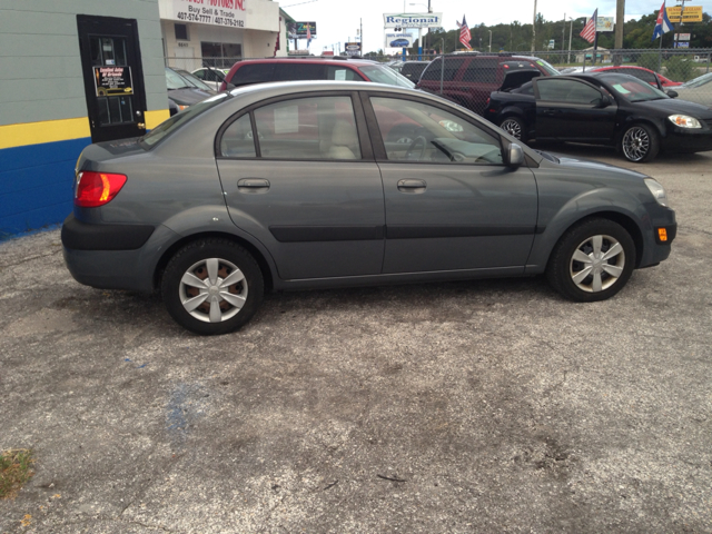 2006 Kia Rio Elk Conversion Van