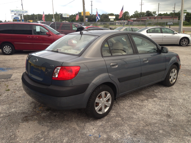 2006 Kia Rio Elk Conversion Van