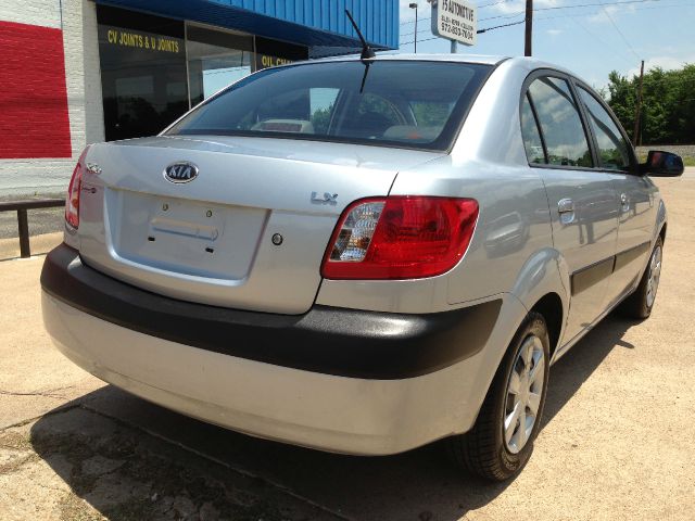 2006 Kia Rio Elk Conversion Van