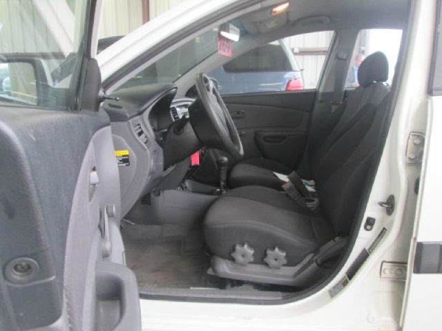 2006 Kia Rio EX-L W/res . NAVI DVD