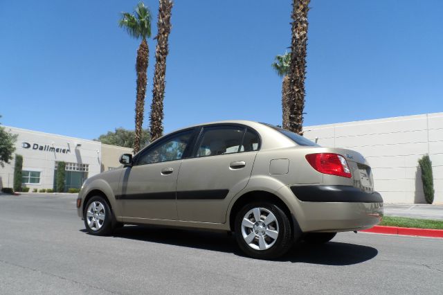 2007 Kia Rio Elk Conversion Van