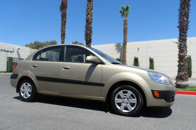 2007 Kia Rio Elk Conversion Van