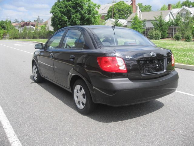 2007 Kia Rio Unknown