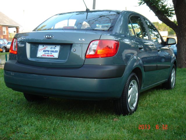 2007 Kia Rio Elk Conversion Van