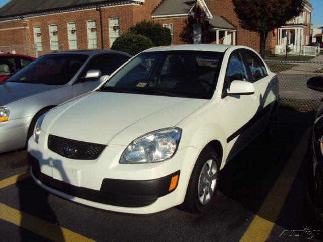 2009 Kia Rio Elk Conversion Van