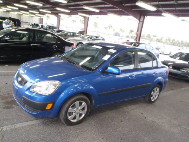 2009 Kia Rio Elk Conversion Van