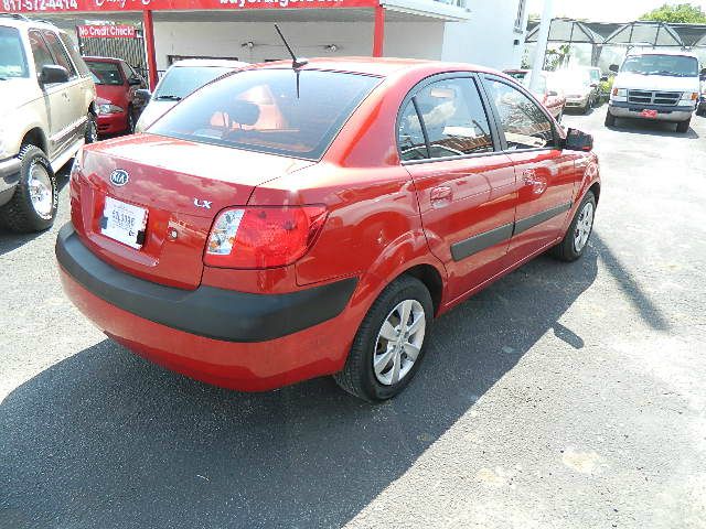 2009 Kia Rio Elk Conversion Van