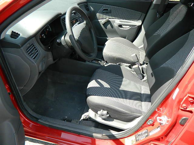 2009 Kia Rio Elk Conversion Van