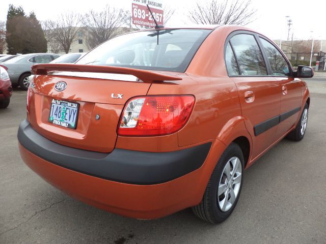 2009 Kia Rio Elk Conversion Van