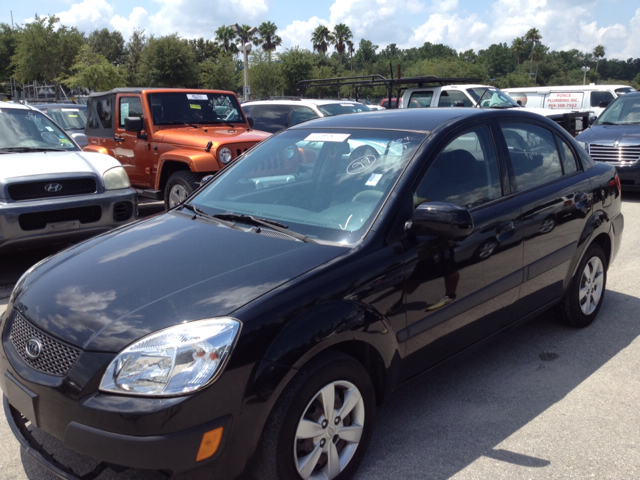 2009 Kia Rio Elk Conversion Van