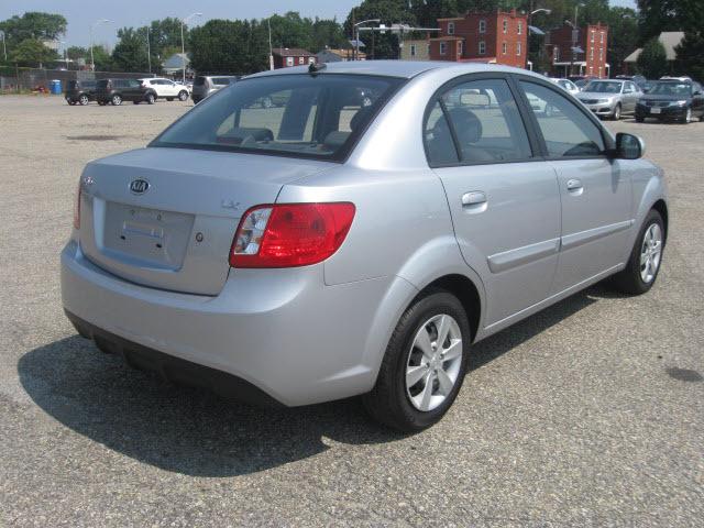 2010 Kia Rio Elk Conversion Van