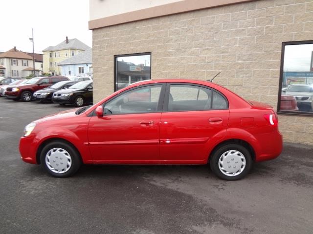 2010 Kia Rio Elk Conversion Van