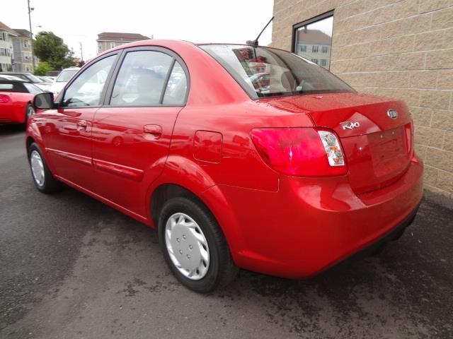 2010 Kia Rio Elk Conversion Van